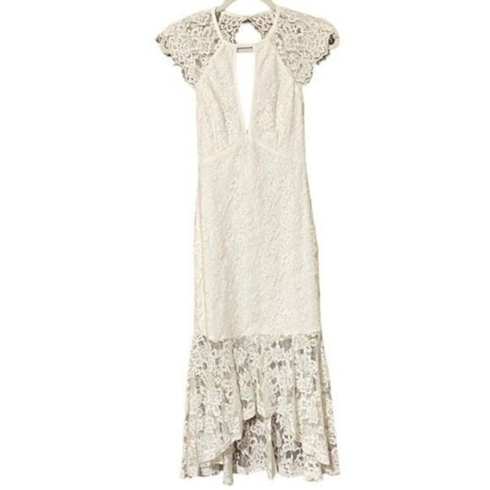Lulu's Dress Women's XS White Lace Cut Out Maxi Wedding Spring Party Church NWT​